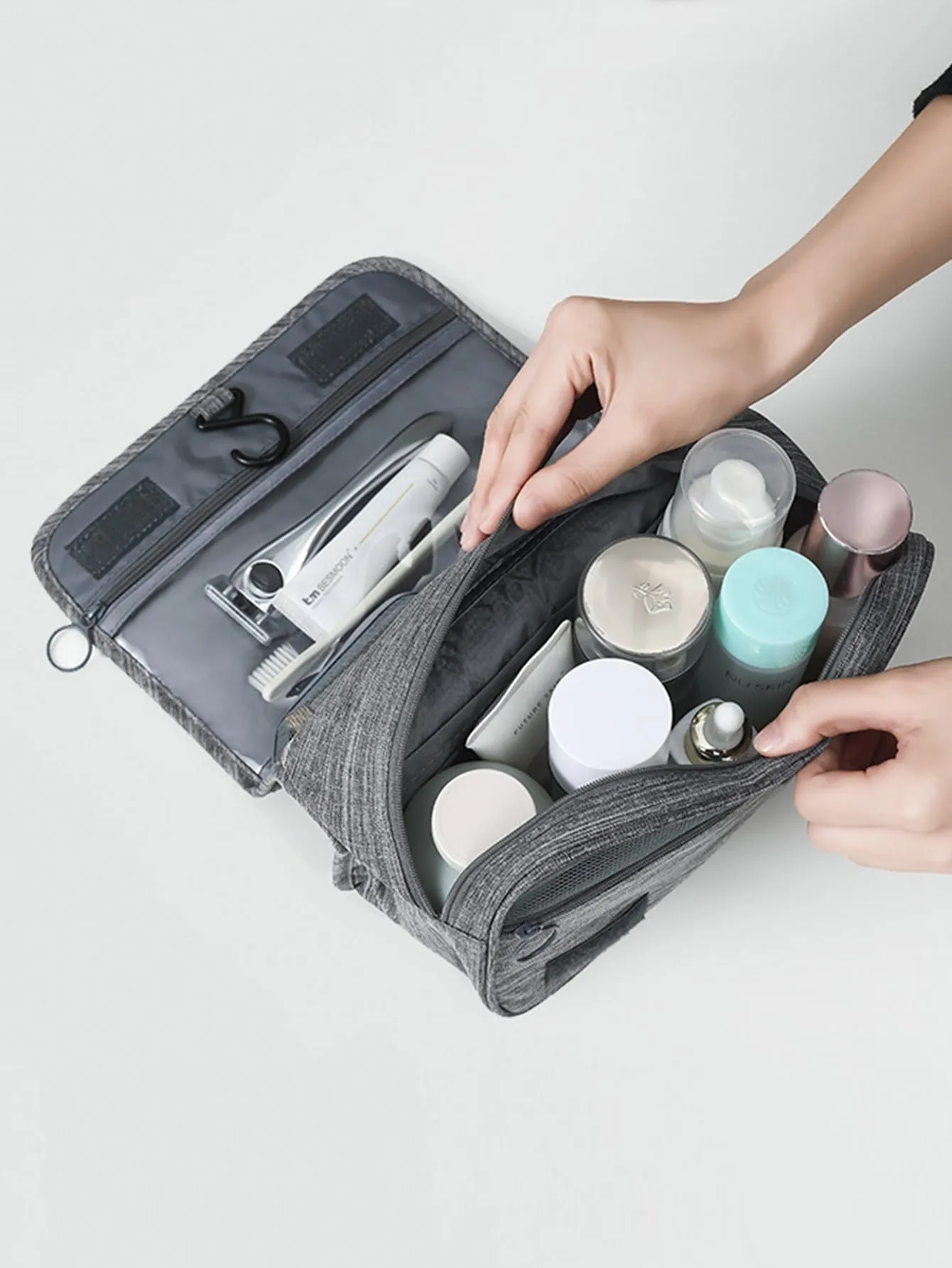 1pc Hanging Toiletry Travel Bag