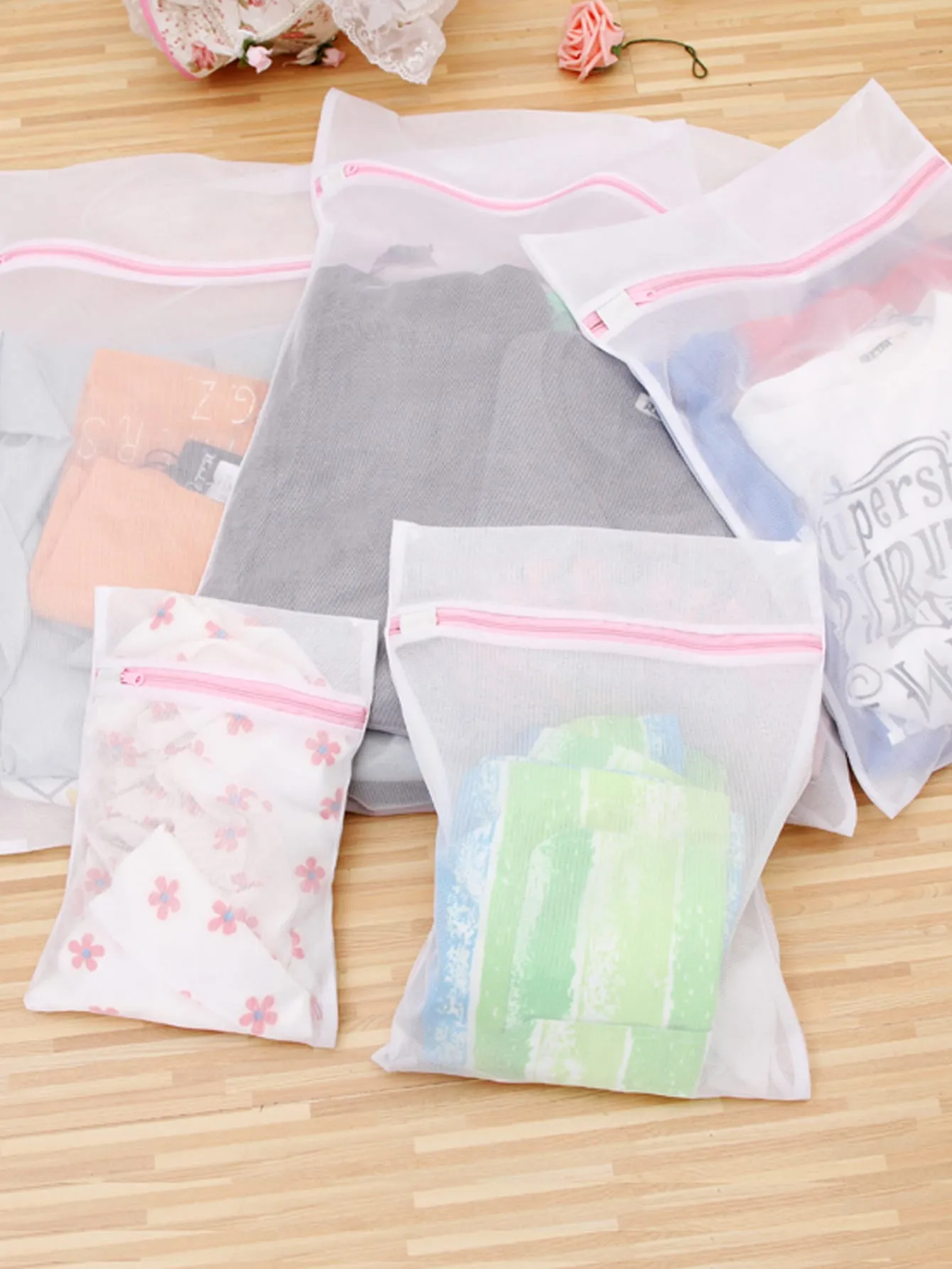 1pc Mesh Laundry Bag