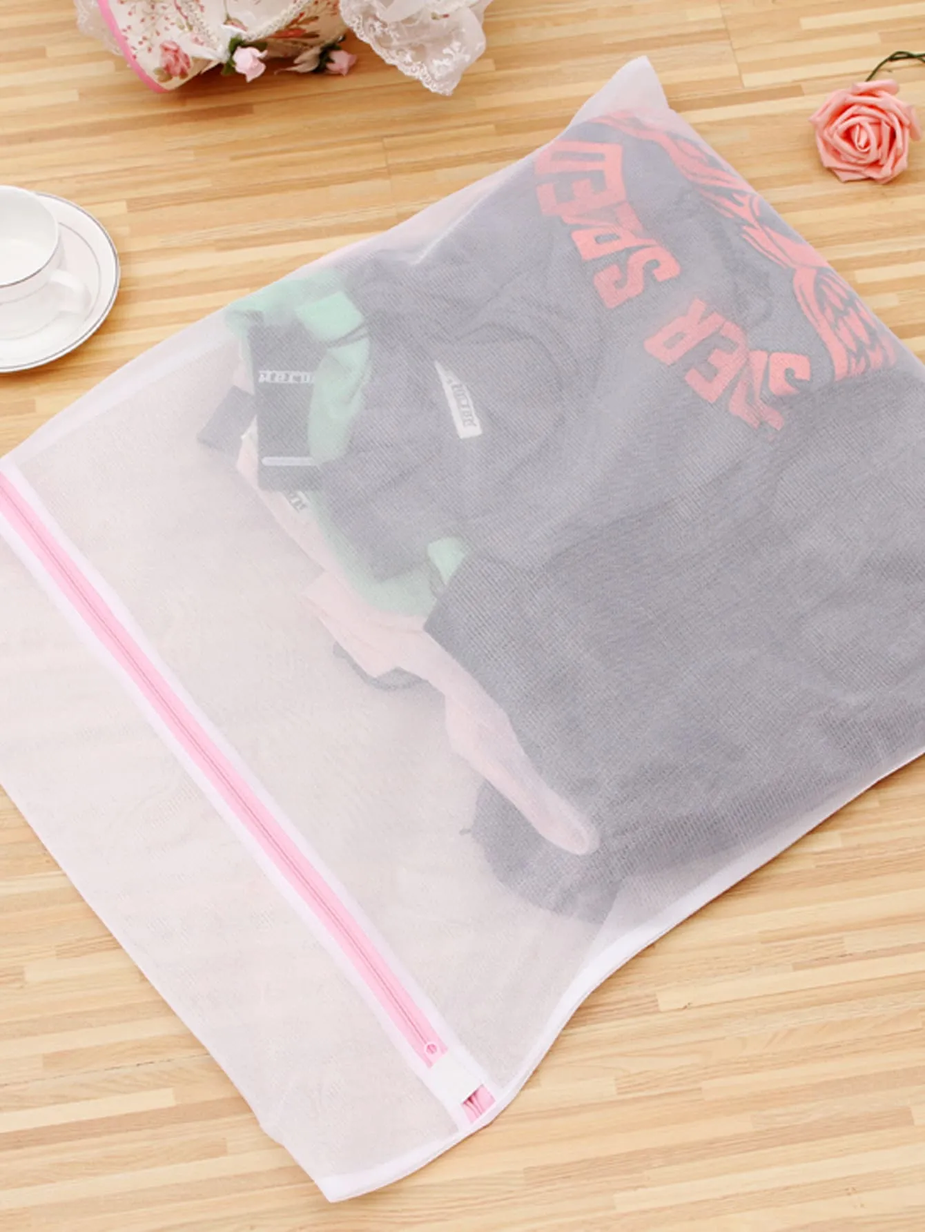 1pc Mesh Laundry Bag