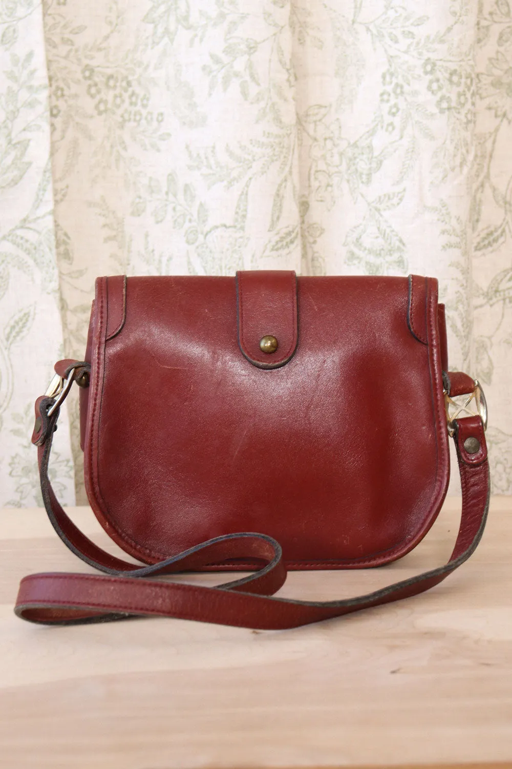 Aigner Aubergine Leather Bag