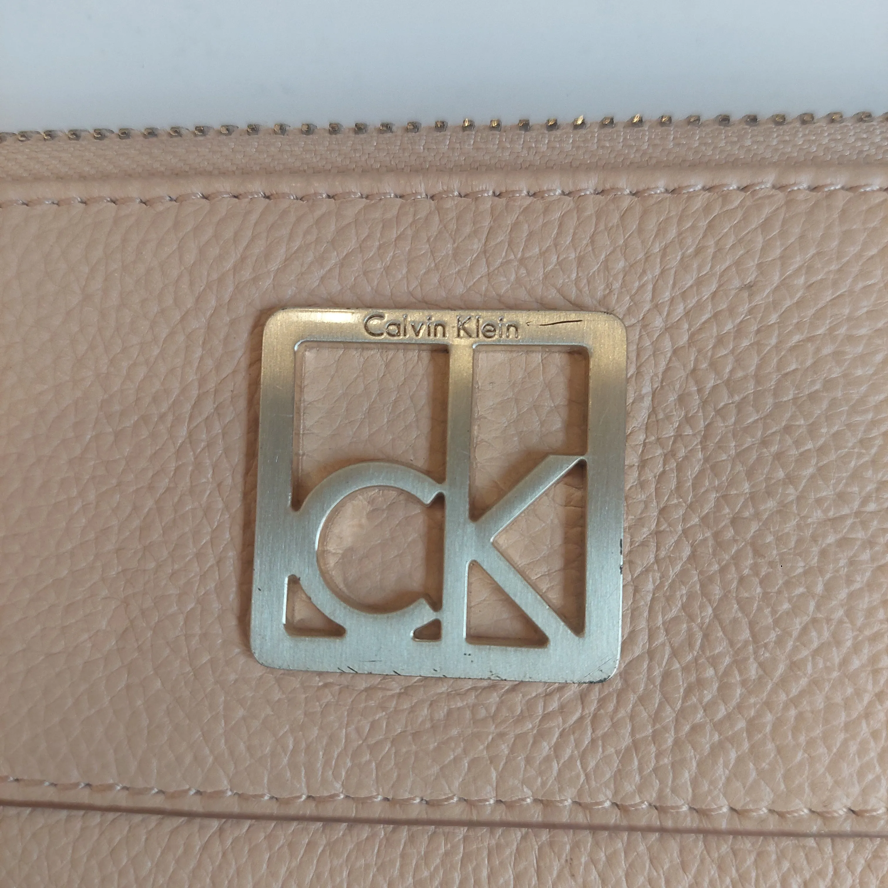 Calvin Klein Light Beige Card Holder and Clutch | Pre loved |