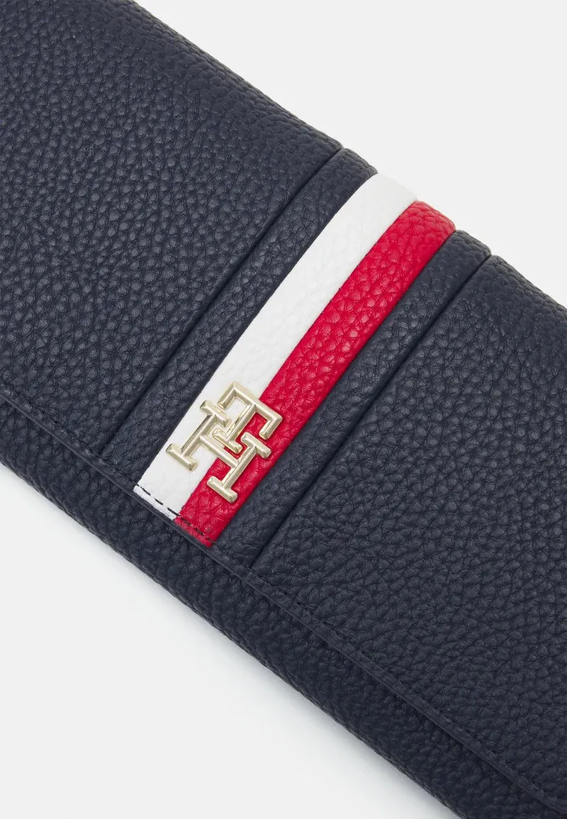 Element Flap Corporate Wallet