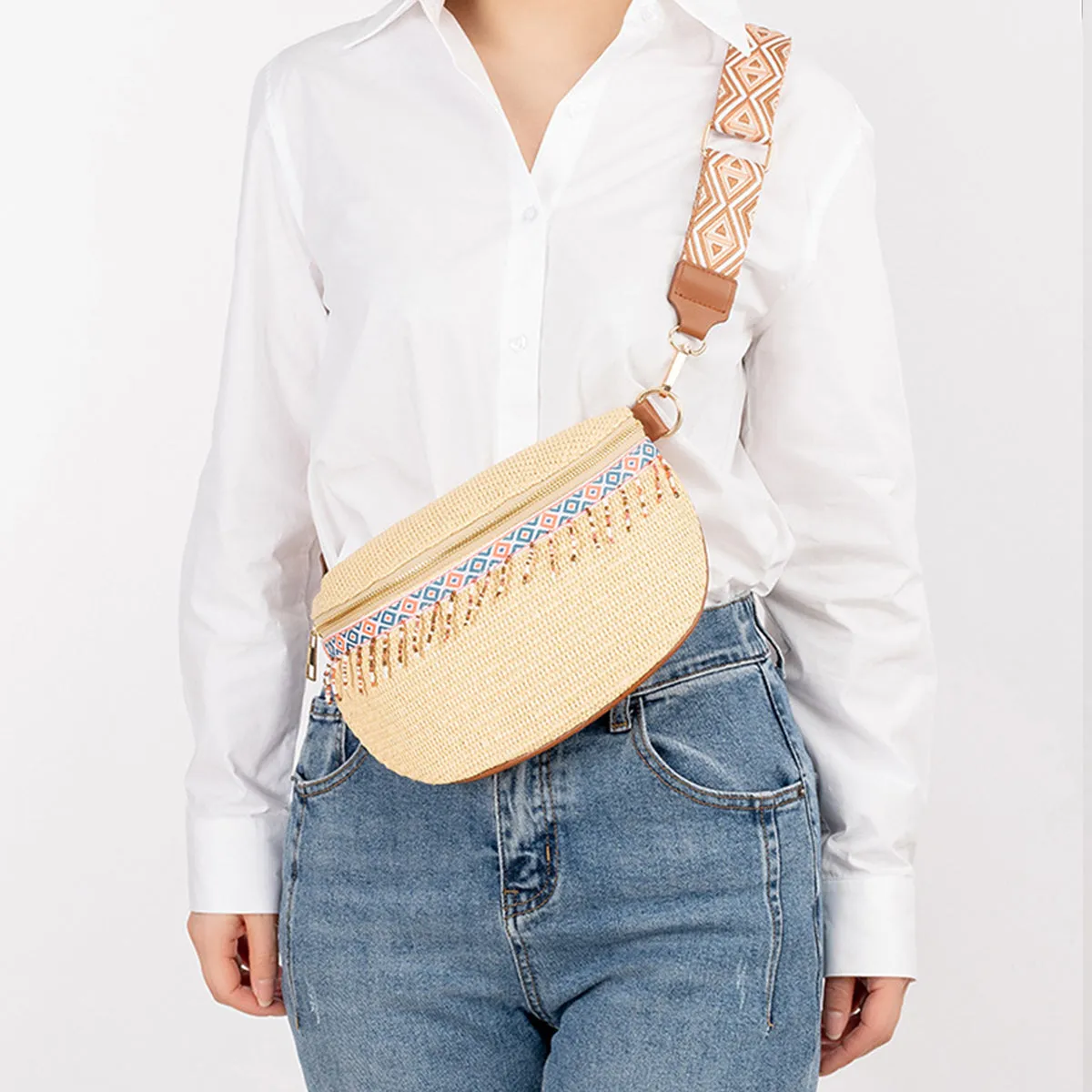 Explore More Collection - Bead Trim Straw Weave Crossbody Bag