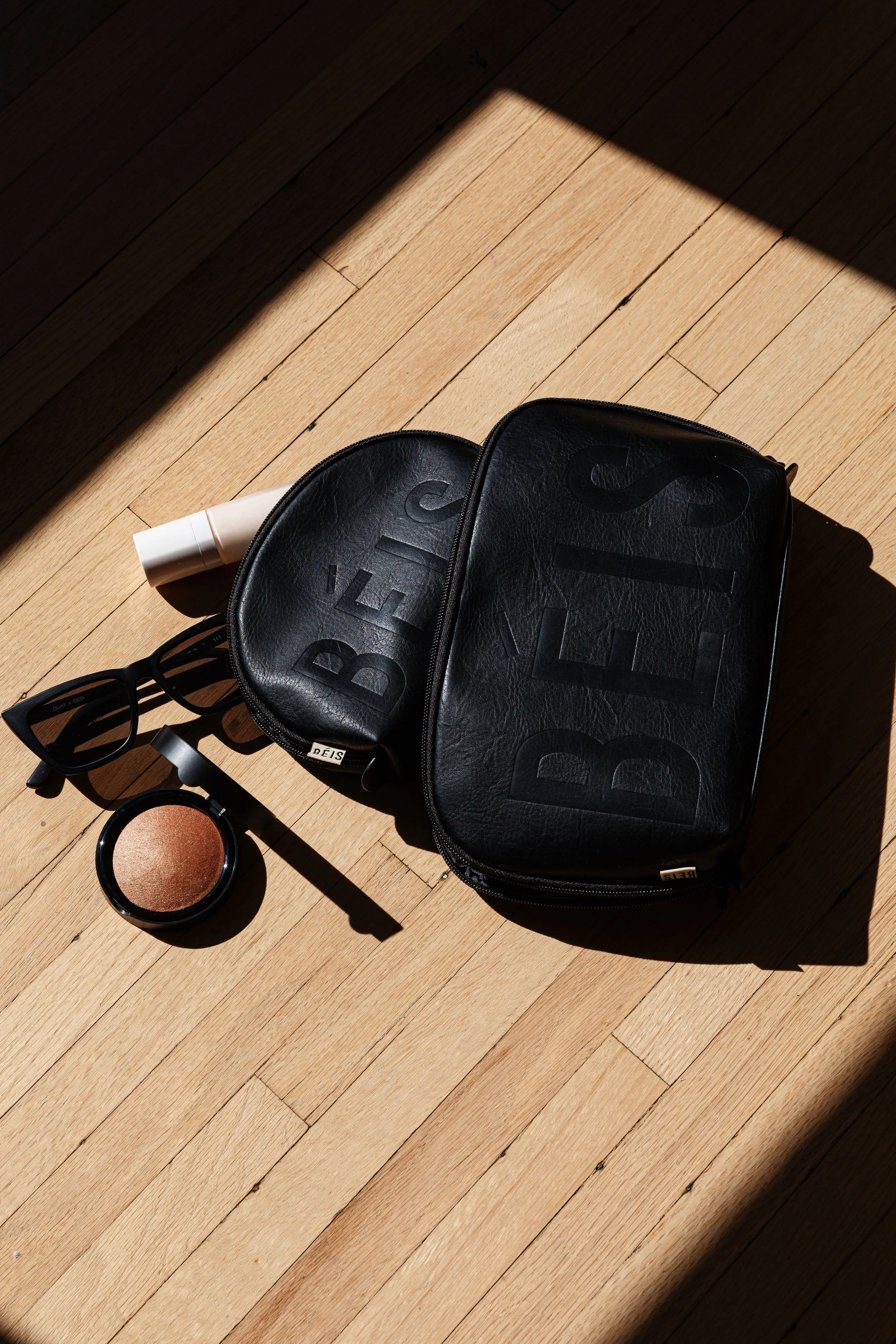 The Cosmetic Pouch Set in Black