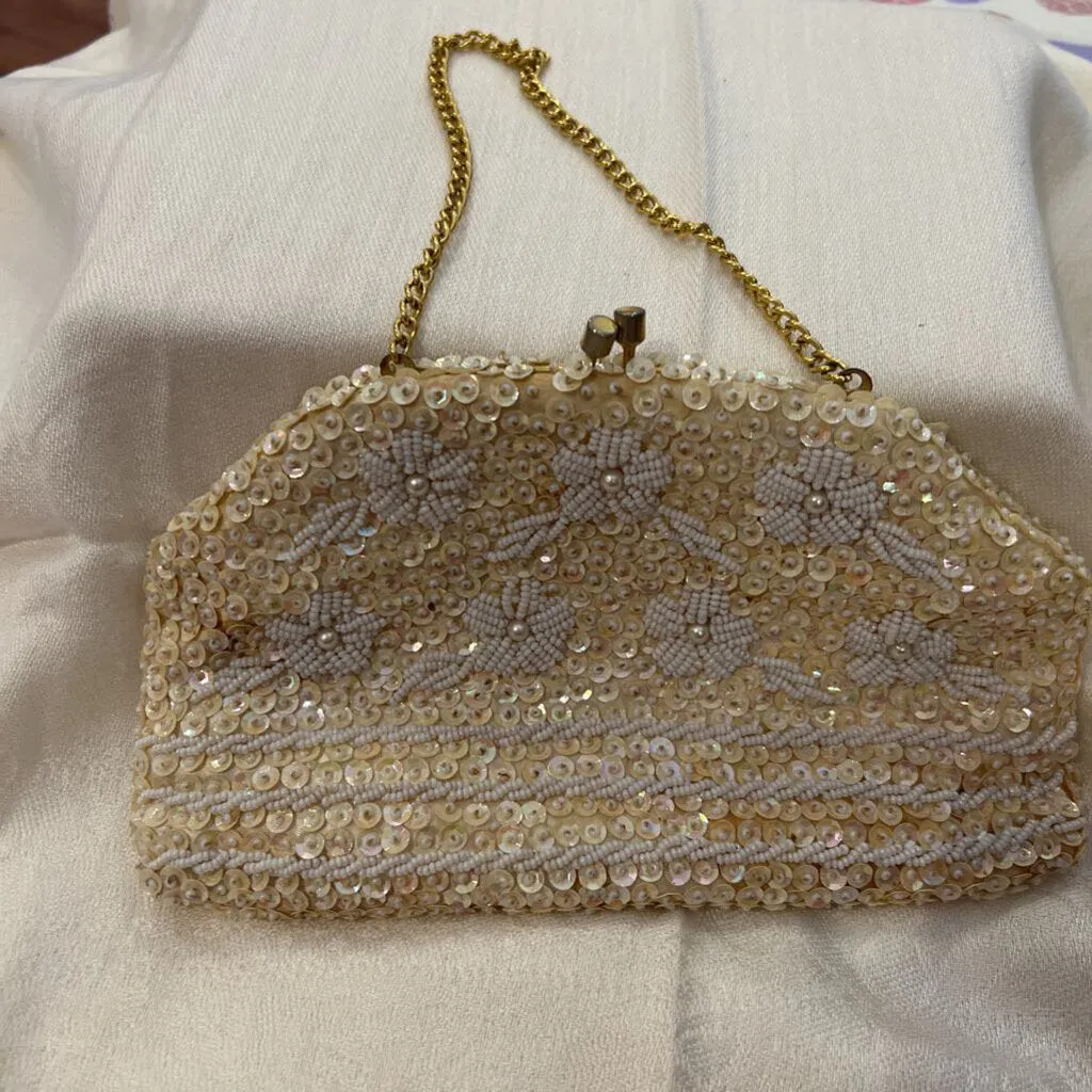 Vintage Richere Sequin & Beaded Kiss Lock Clutch (needs repair)